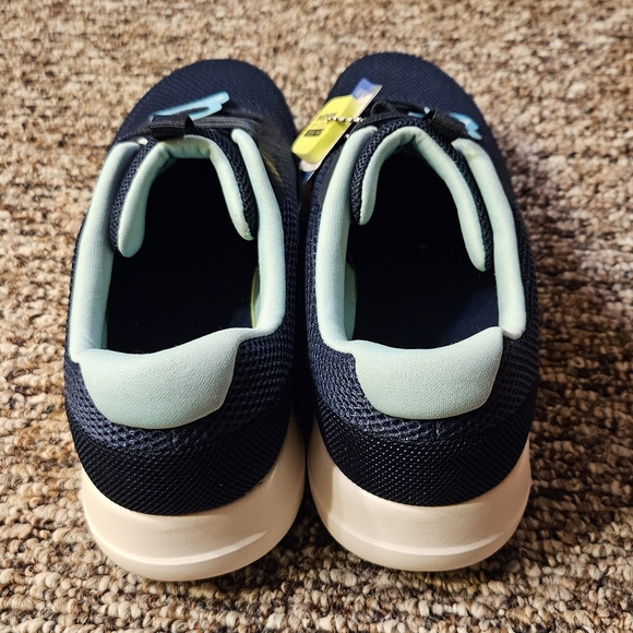 New with box Sketchers Go Walk Joy Light Motion in Aqua/Navy - Picture 3 of 6